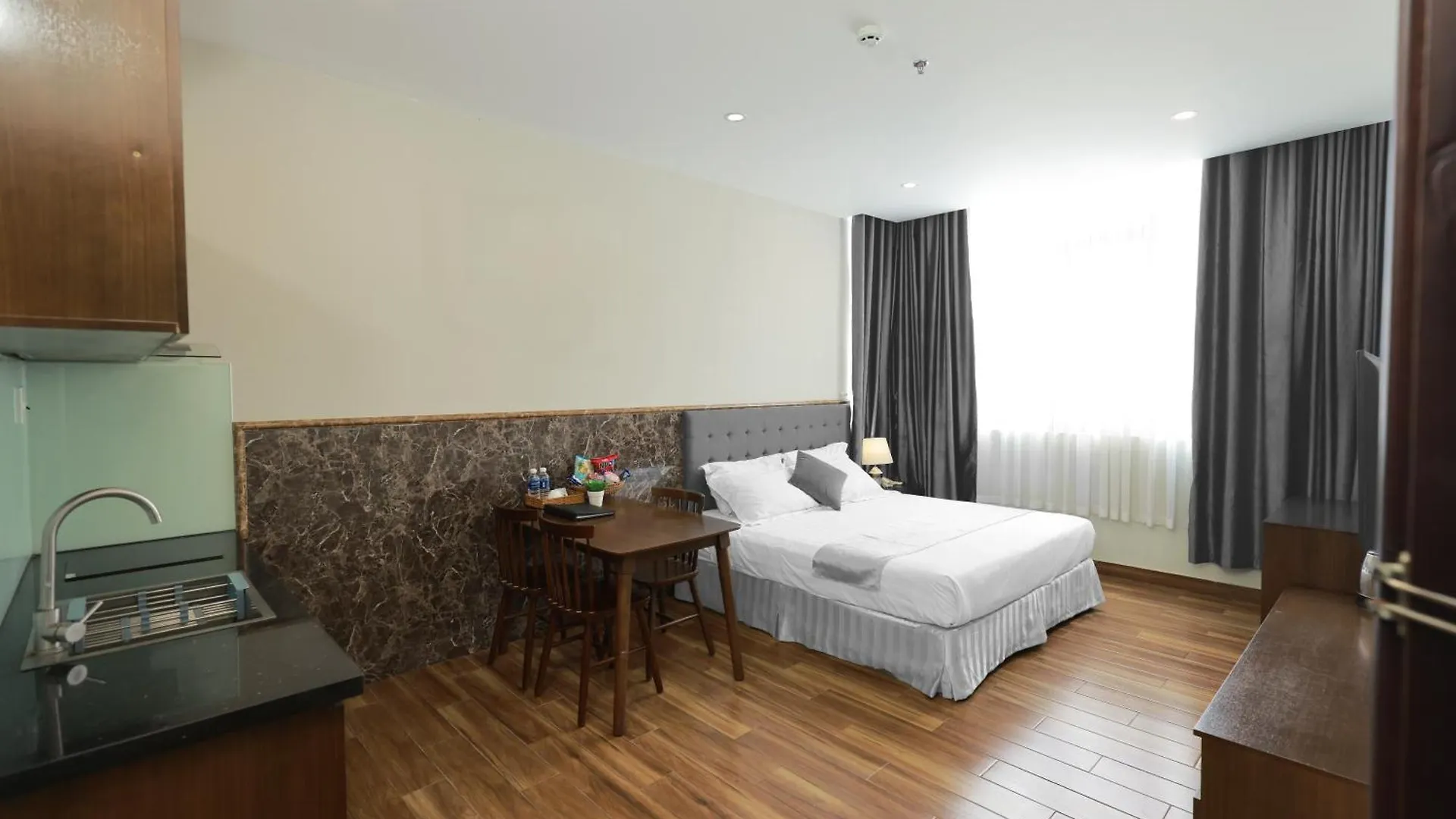 Cn Ocean Hotel Da Nang