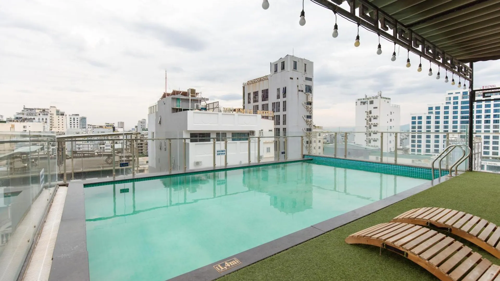 Cn Ocean Hotel Da Nang 0*,  Vietnam