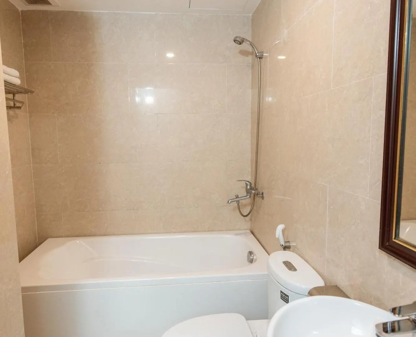 Cn Ocean Hotel Da Nang